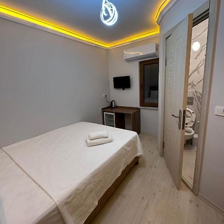 Pilot Hotel Arnavutkoy ภายนอก รูปภาพ